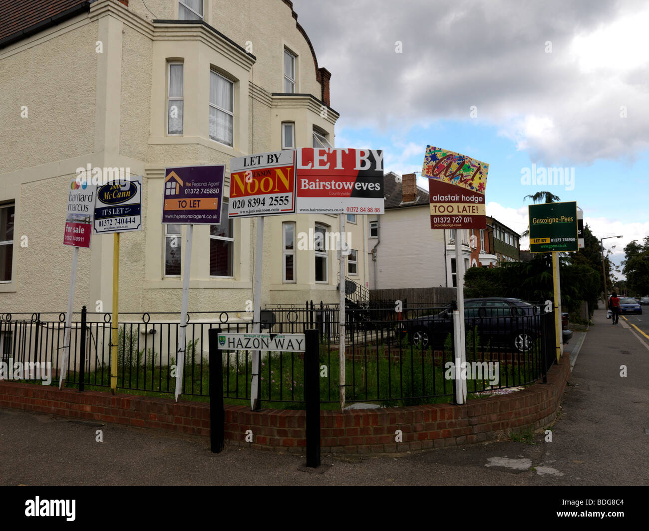 Appartements à vendre et à laisser l'Angleterre Surrey Epsom Banque D'Images