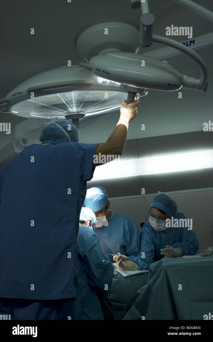 CHIRURGIE Banque D'Images