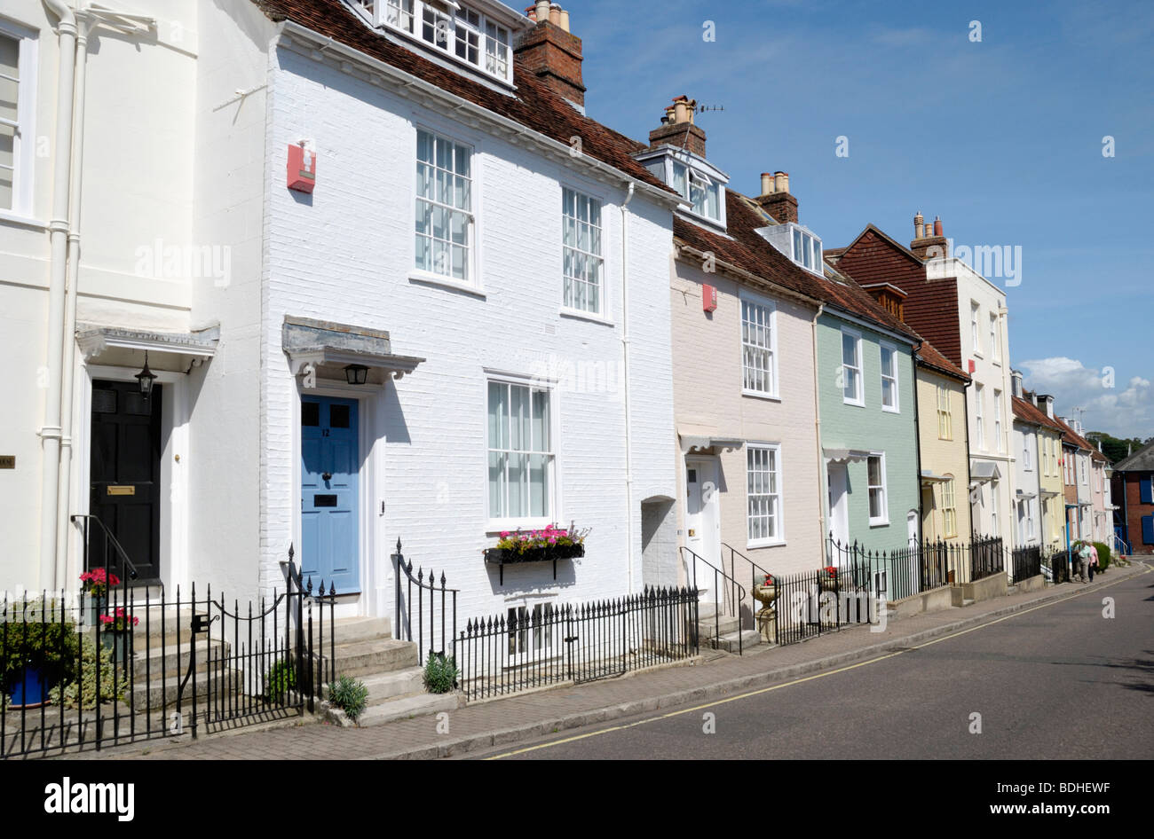 Maisons mitoyennes à Nelson Place, Lymington, Hampshire, England, UK Banque D'Images
