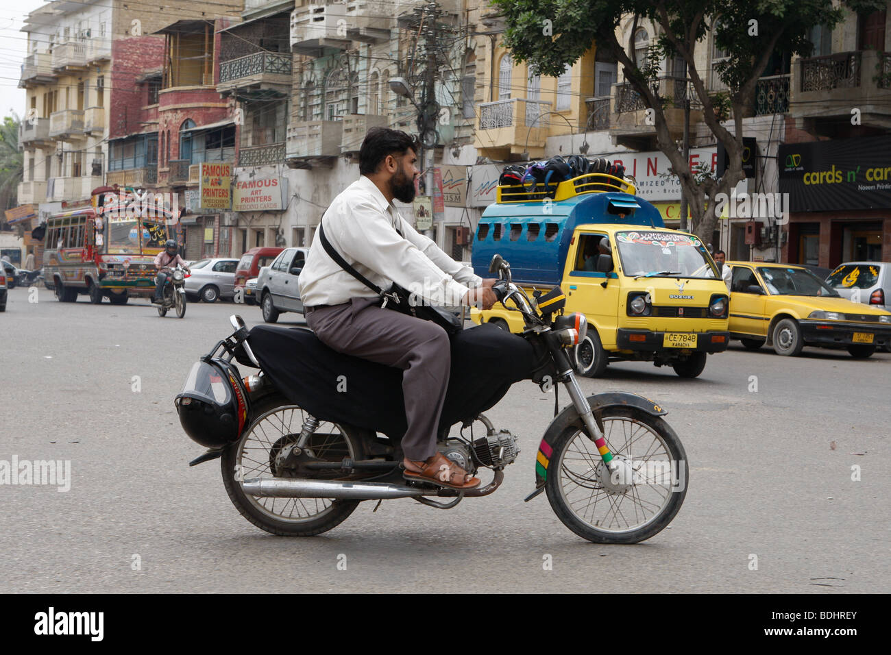 Moto à Karachi Pakistan Banque D'Images