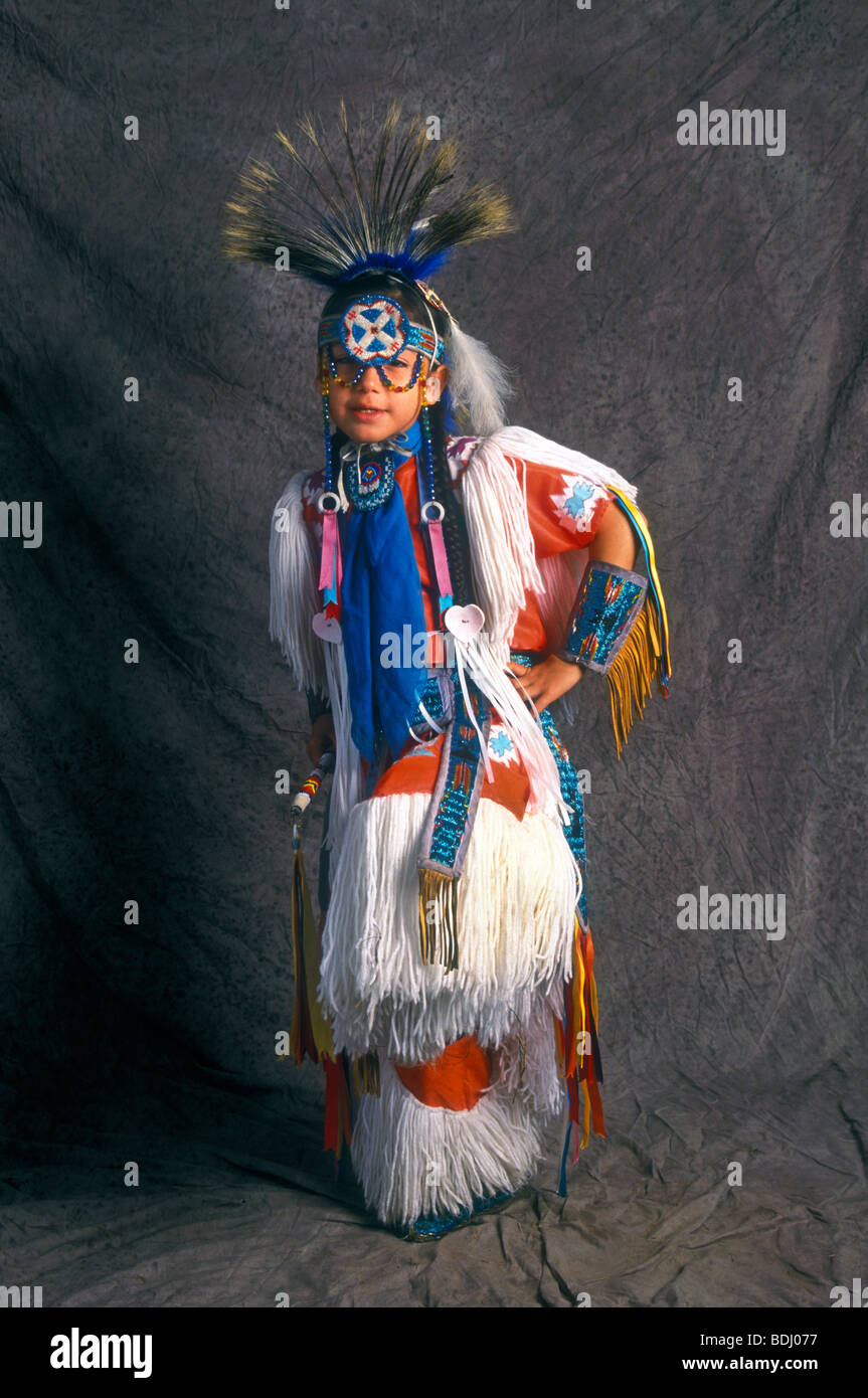 Native American Indian Child dancer Banque D'Images