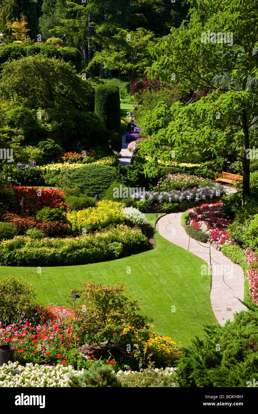 Jardin en contrebas au Butchart Gardens, Victoria, île de Vancouver, Colombie-Britannique, Canada. Banque D'Images