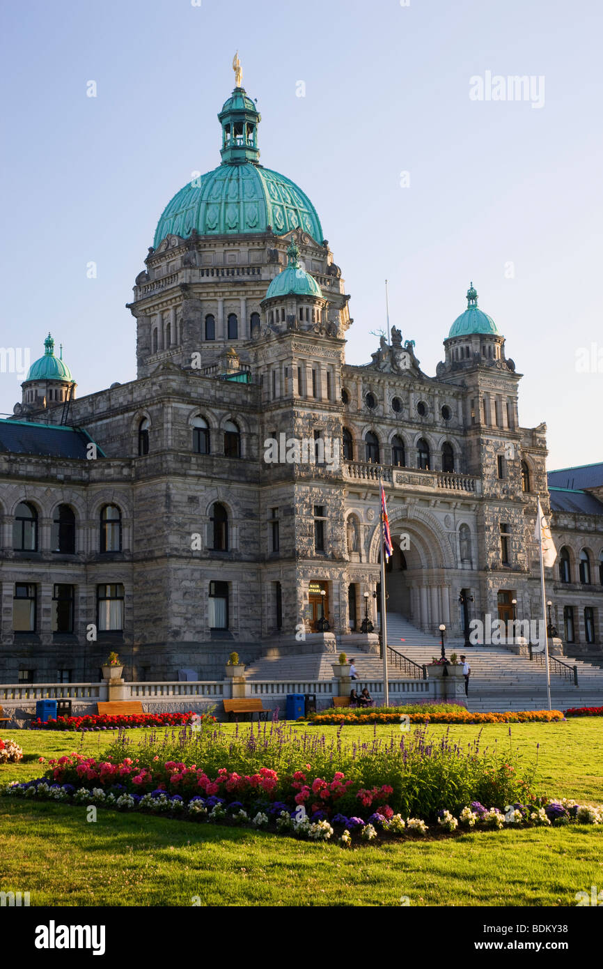 Le pouvoir législatif ou Parlement situé sur l'arrière-port, Victoria, île de Vancouver, Colombie-Britannique, Canada. Banque D'Images