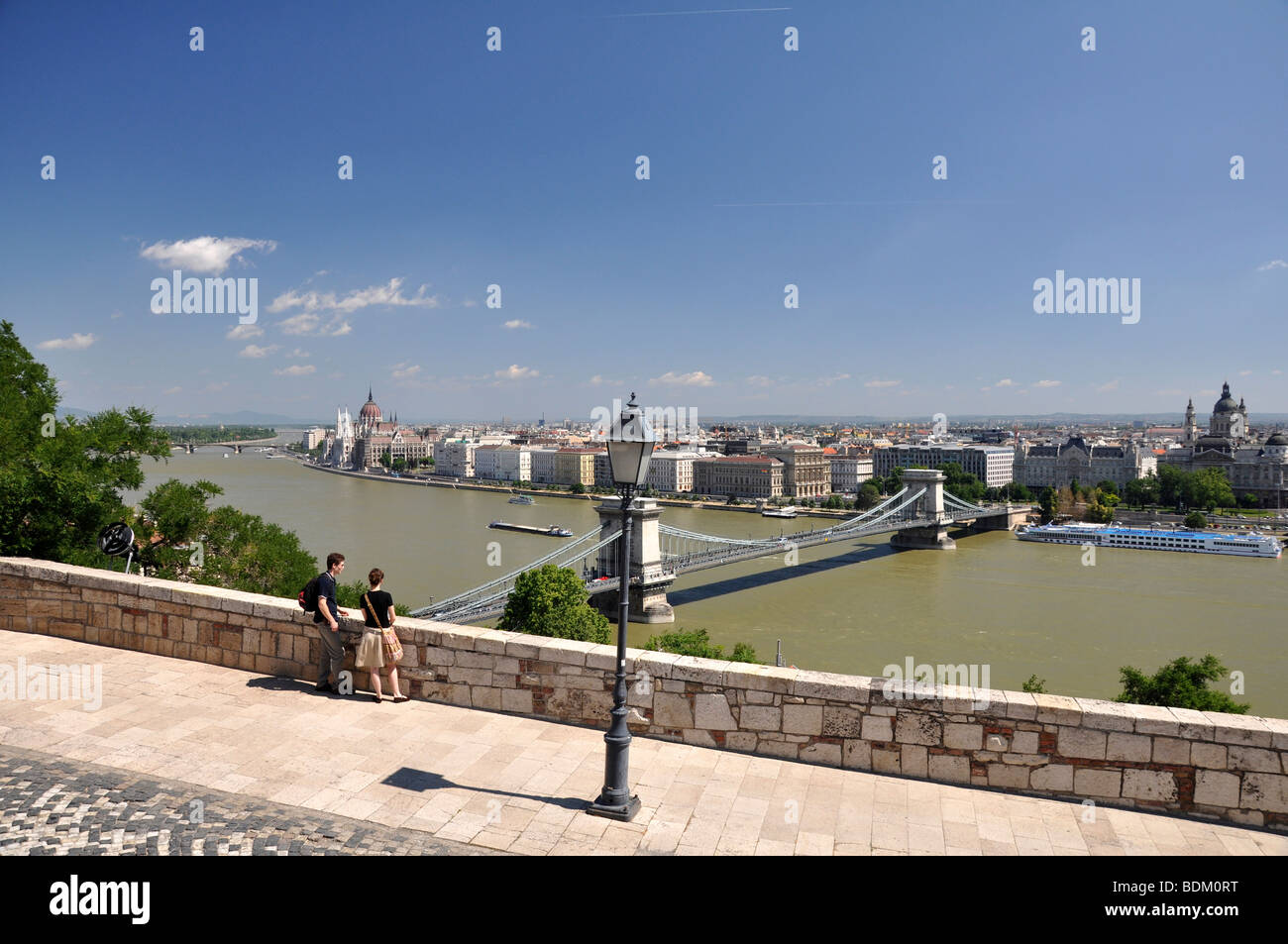L'Europe de l'Est, Hongrie, Budapest, le Danube, le Pont des Chaînes Banque D'Images