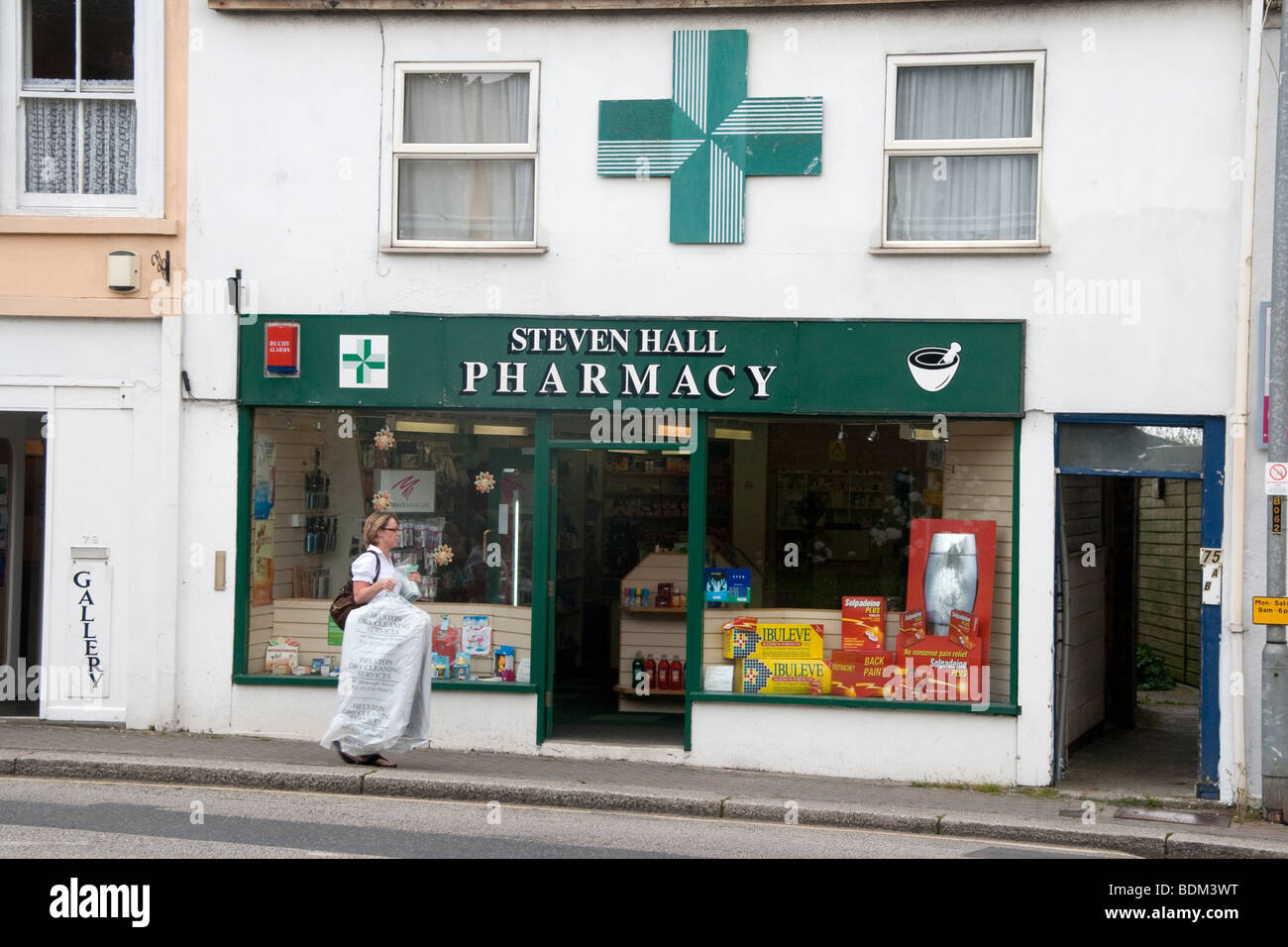 Pharmacie, Helston, Cornwall, Angleterre, Royaume-Uni. Banque D'Images