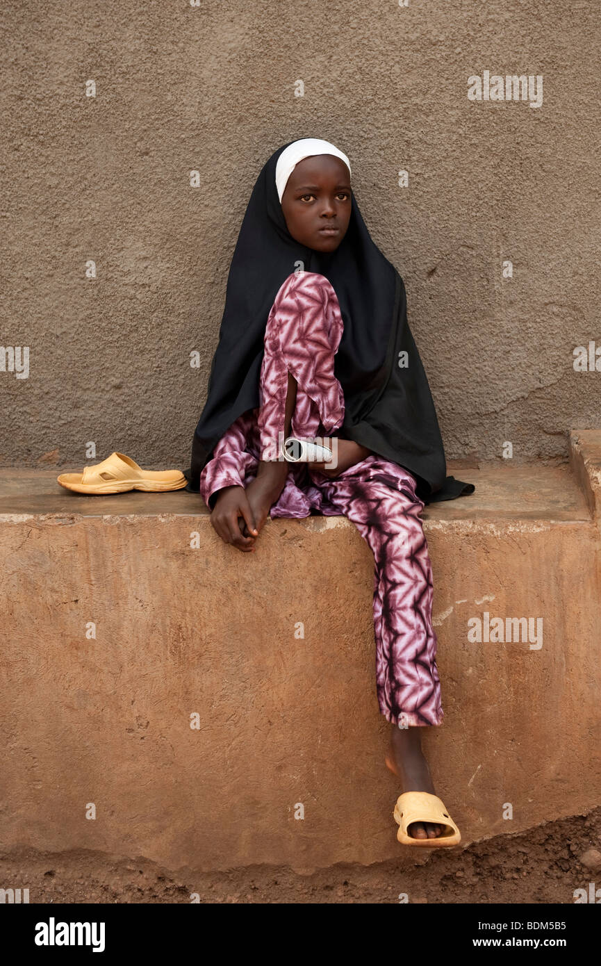 Jeune fille musulmane, Kigali, Rwanda Banque D'Images