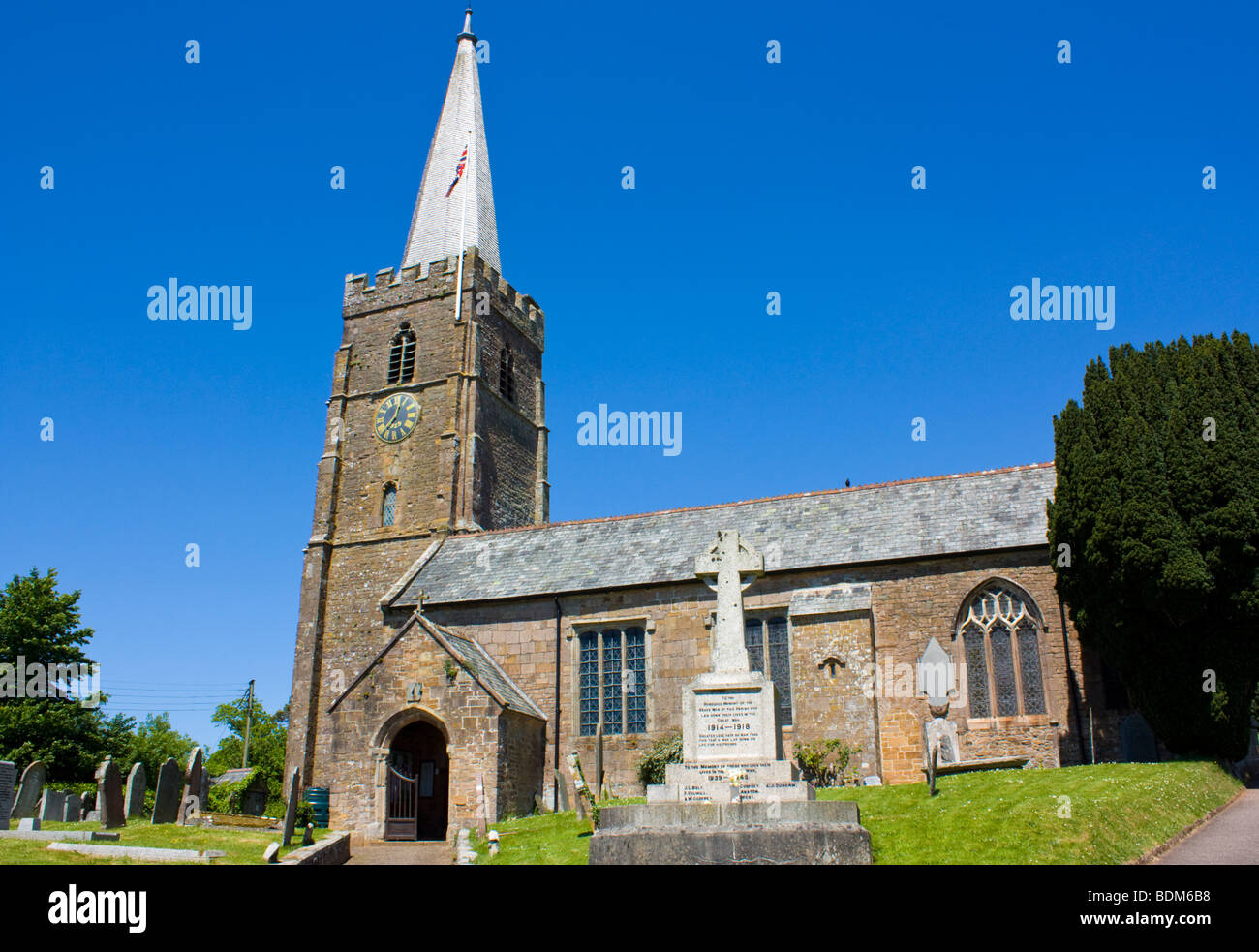 L'église de St Jean le Baptiste Hatherleigh, Devon, Angleterre Banque D'Images