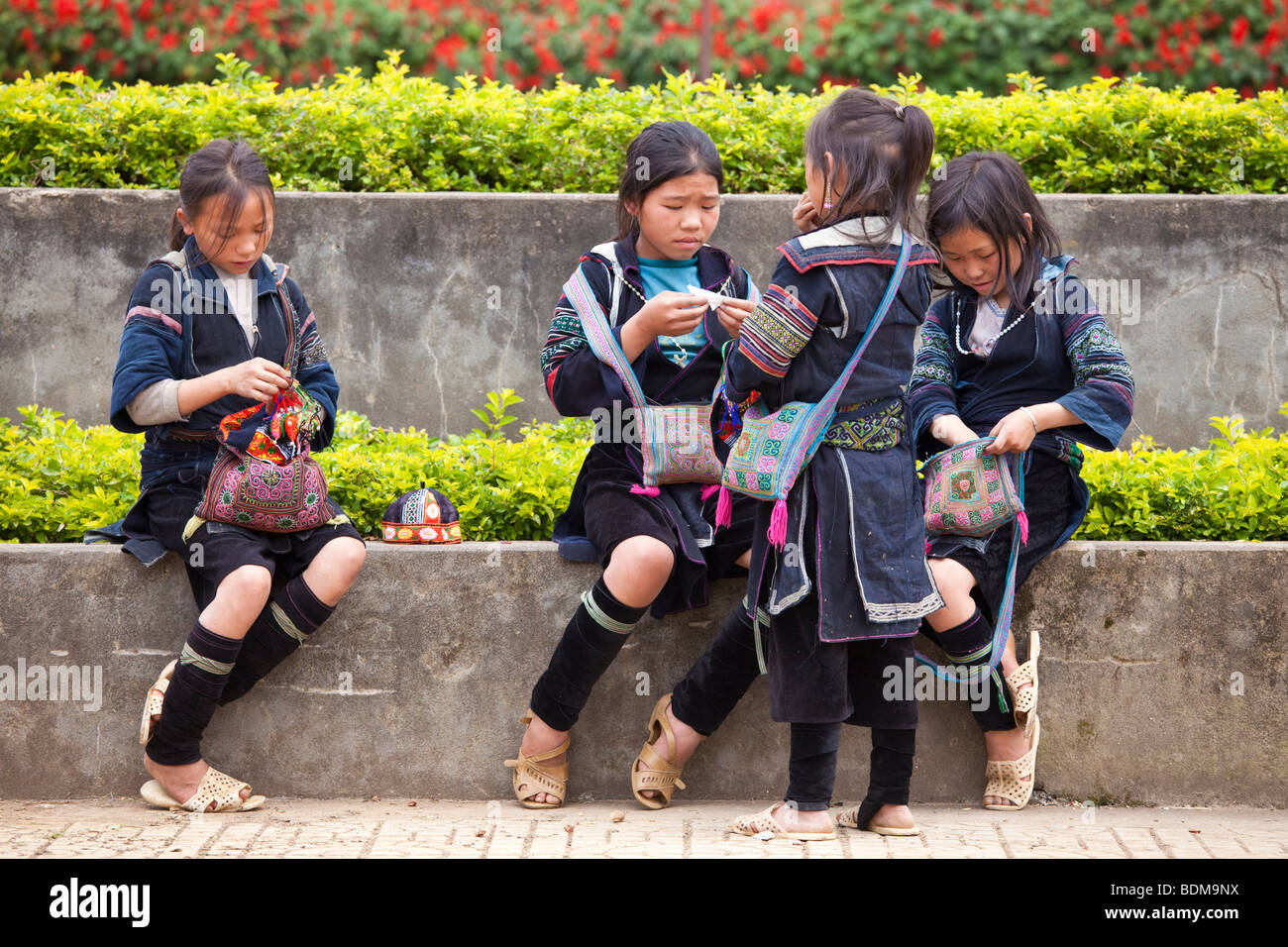 Fille Hmong Noire Heureuse Banque De Photographies Et Dimages Haute R Solution Alamy