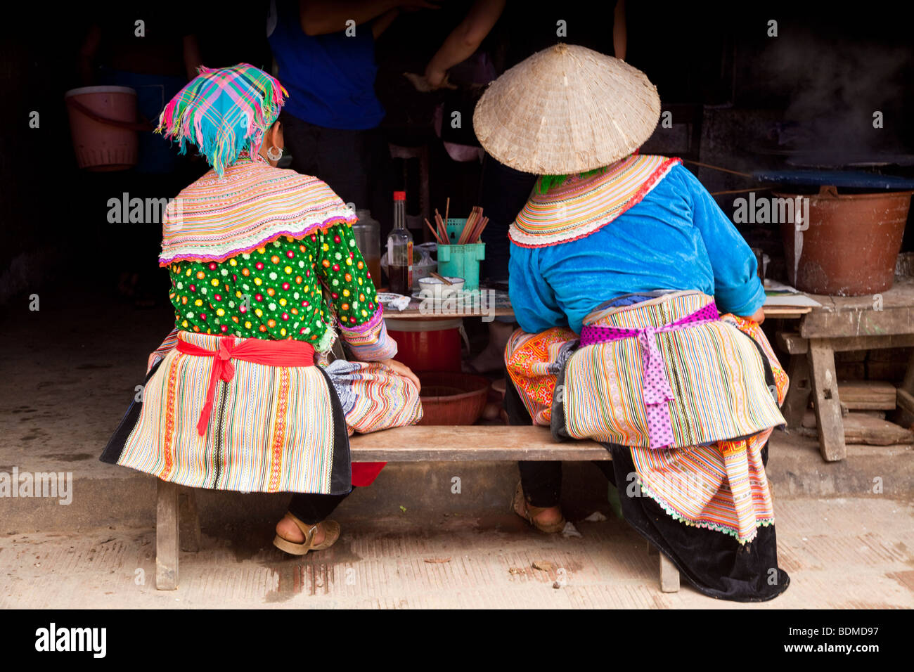 Ethinc personnes près de flower Hmong Sapa au Vietnam Banque D'Images