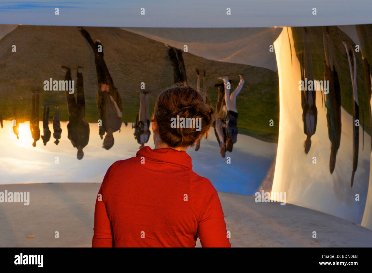 Courbe C Anish Kapoor Brighton Festival Sussex Downs 2009 Banque D'Images