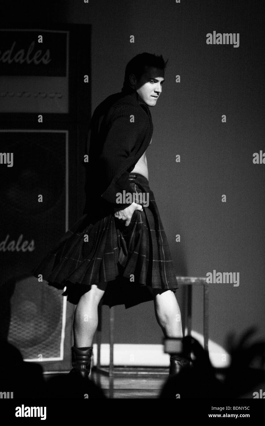 Las Vegas Chippendales effectuer à la Edinburgh Fringe 2009 Danseur : Alex Castillo Banque D'Images