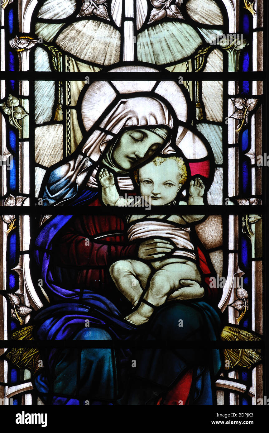 Vierge Marie et l'enfant, vitrail Eglise Saint-Paul, Bedford, Bedfordshire, England, UK Banque D'Images