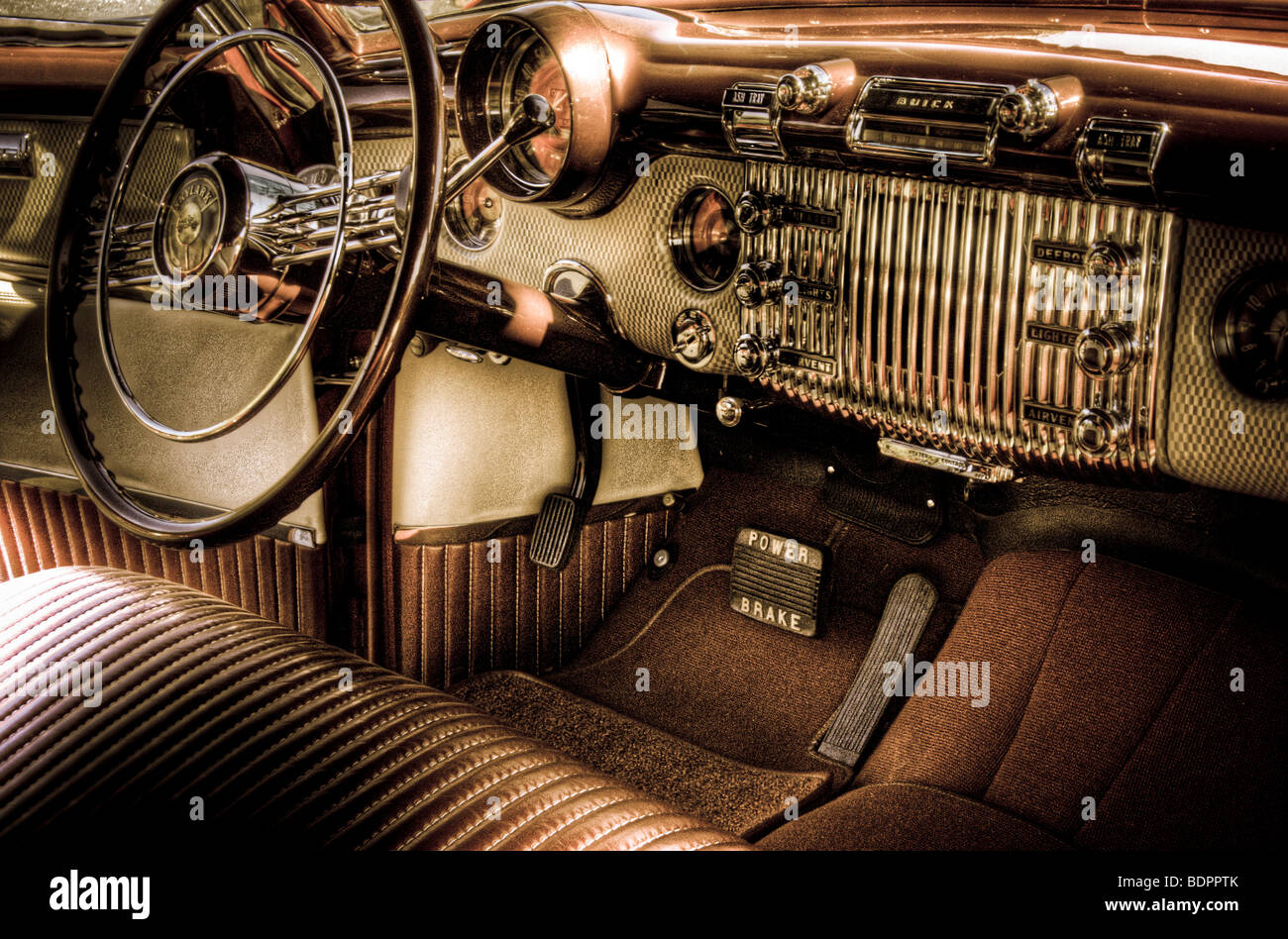 L'intérieur d'une automobile américaine classique Banque D'Images