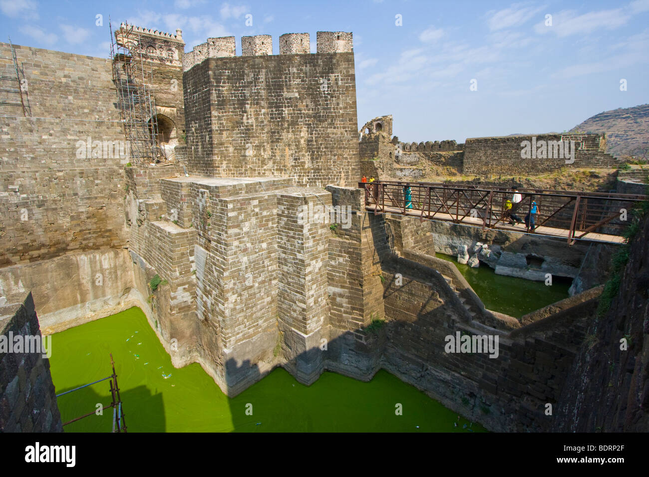 Pont-levis menant à la Citadelle de Devagiri Fort de Daulatabad près de Aurangabad Inde Banque D'Images
