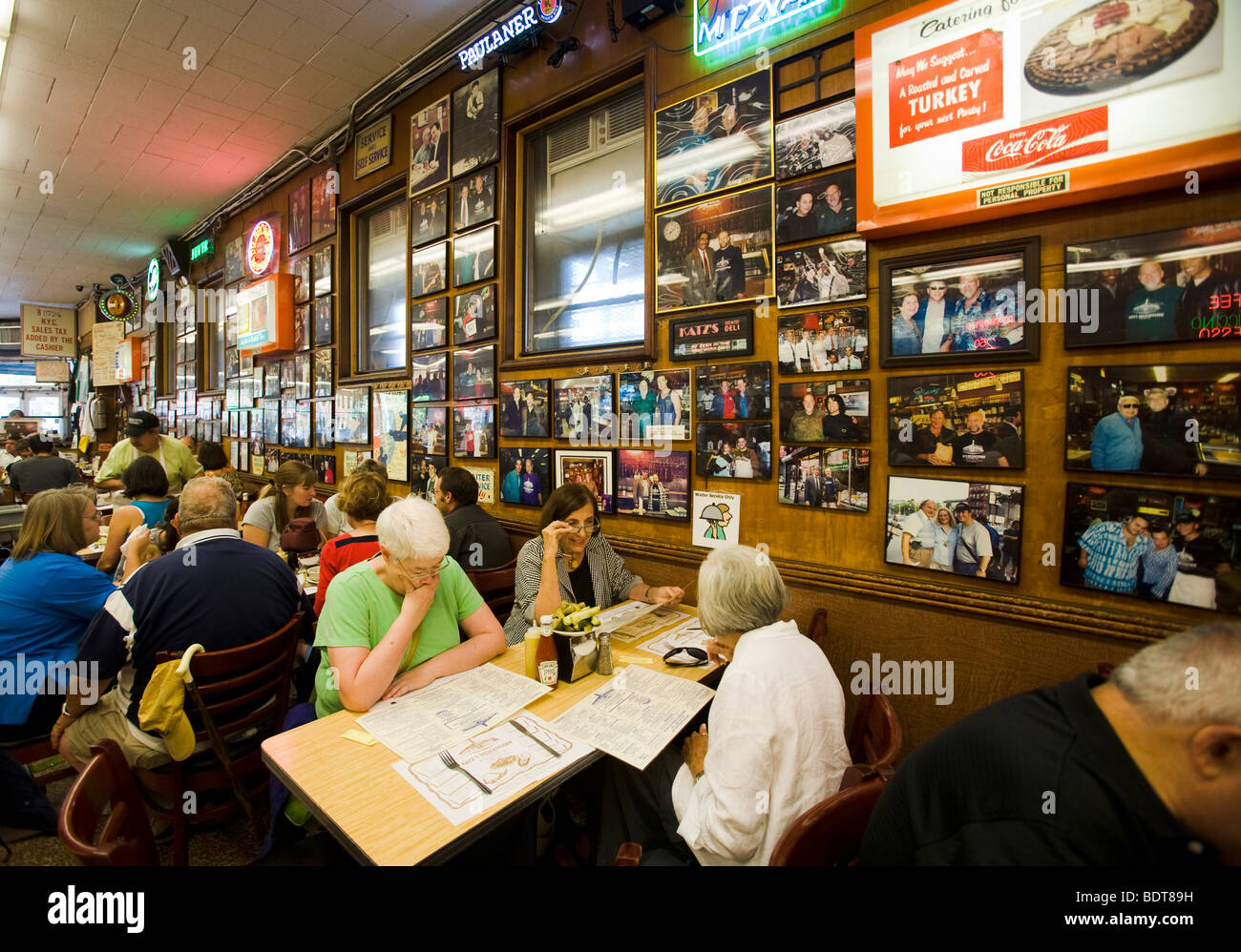 Katz's Delicatessen. Manhattan, New York City, États-Unis d'Amérique Banque D'Images