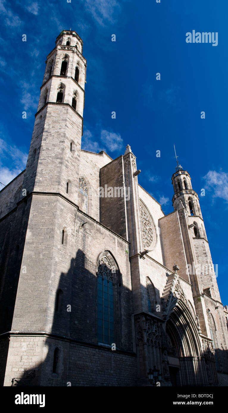 L'église Santa Maria del Mar dans le quartier de Ribera Barcelone Espagne. Banque D'Images