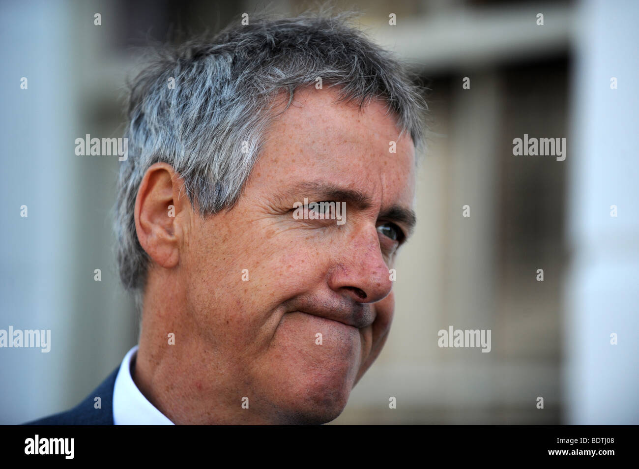 Écrivain humoriste acteur et présentateur Griff Rhys Jones parlant à Brighton 2009 Banque D'Images