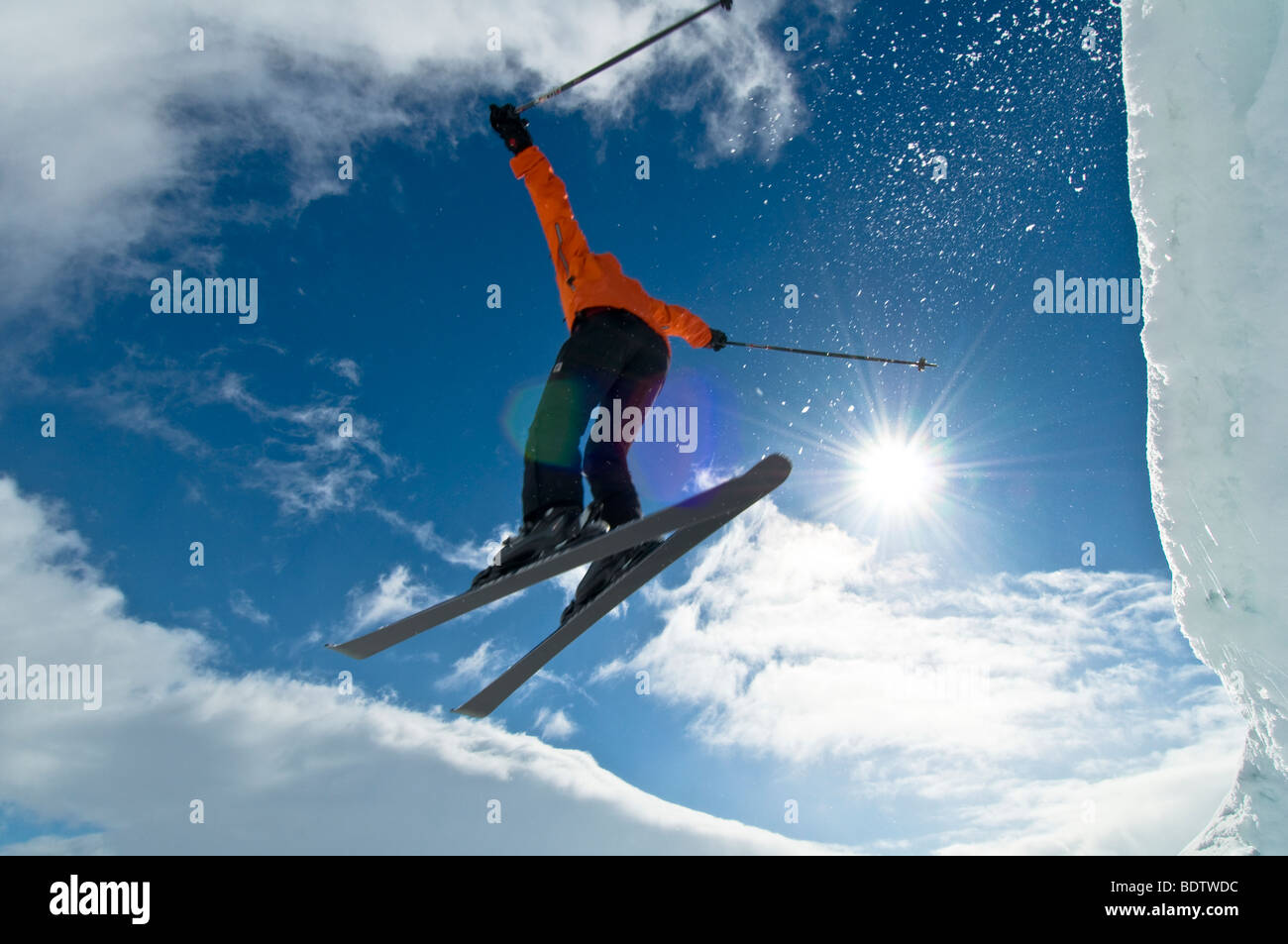 Schneepiste storulvan skifahrer auf, jaemtlands fjaell jaemtland,,, Schweden, skieur sur une piste de ski, Suède Banque D'Images
