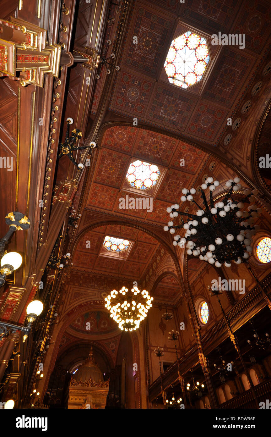 L'Europe de l'Est, Hongrie, Budapest, intérieur de la Synagogue de la rue Dohany Banque D'Images