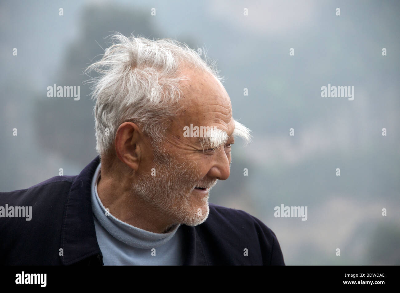 Portrait homme âgé avec d'énormes sourcils Hunan Province Chine Banque D'Images
