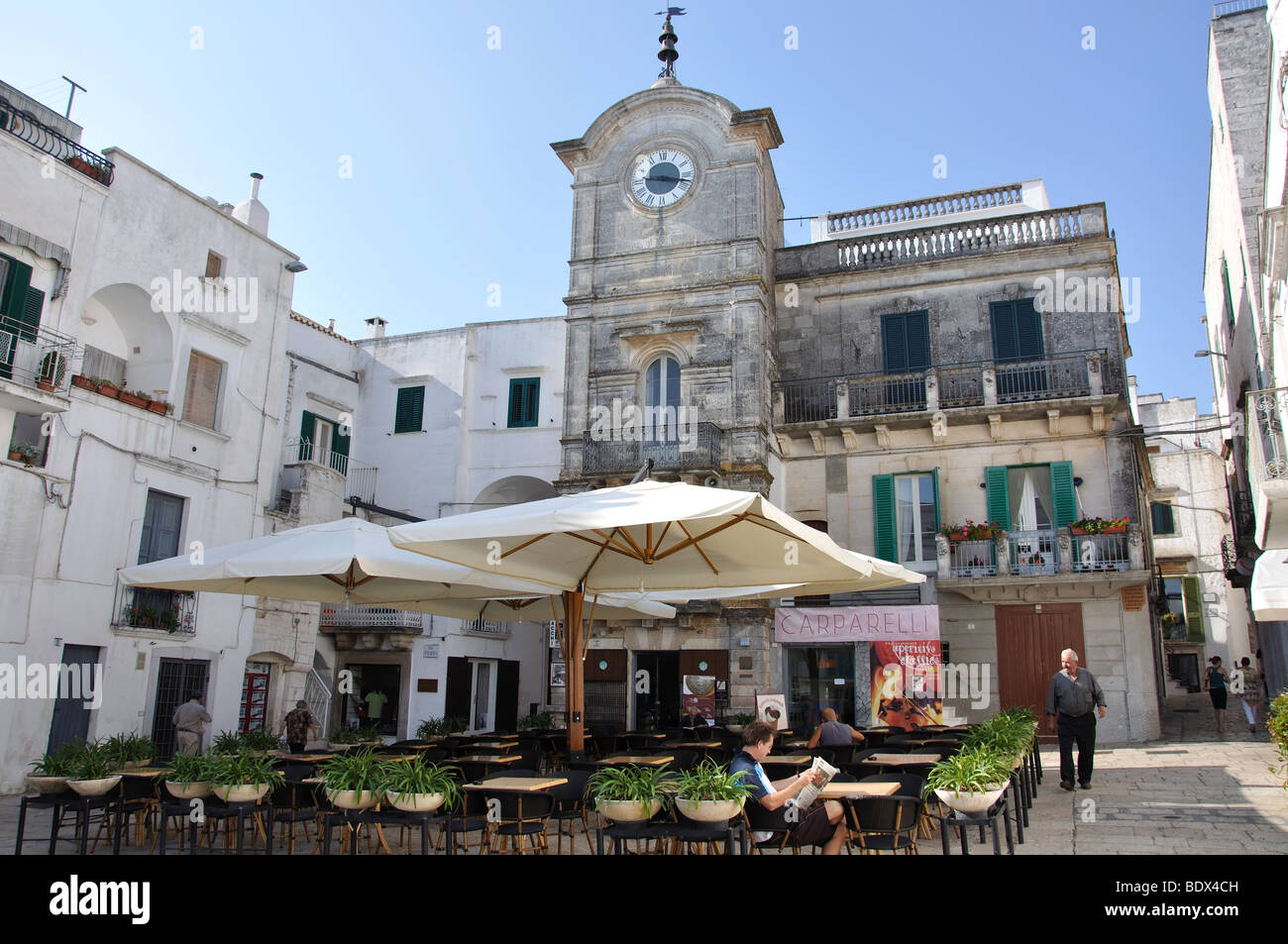 Piazza Vittorio Emmanuele, Cisternino, province de Brindisi, Pouilles, Italie Banque D'Images