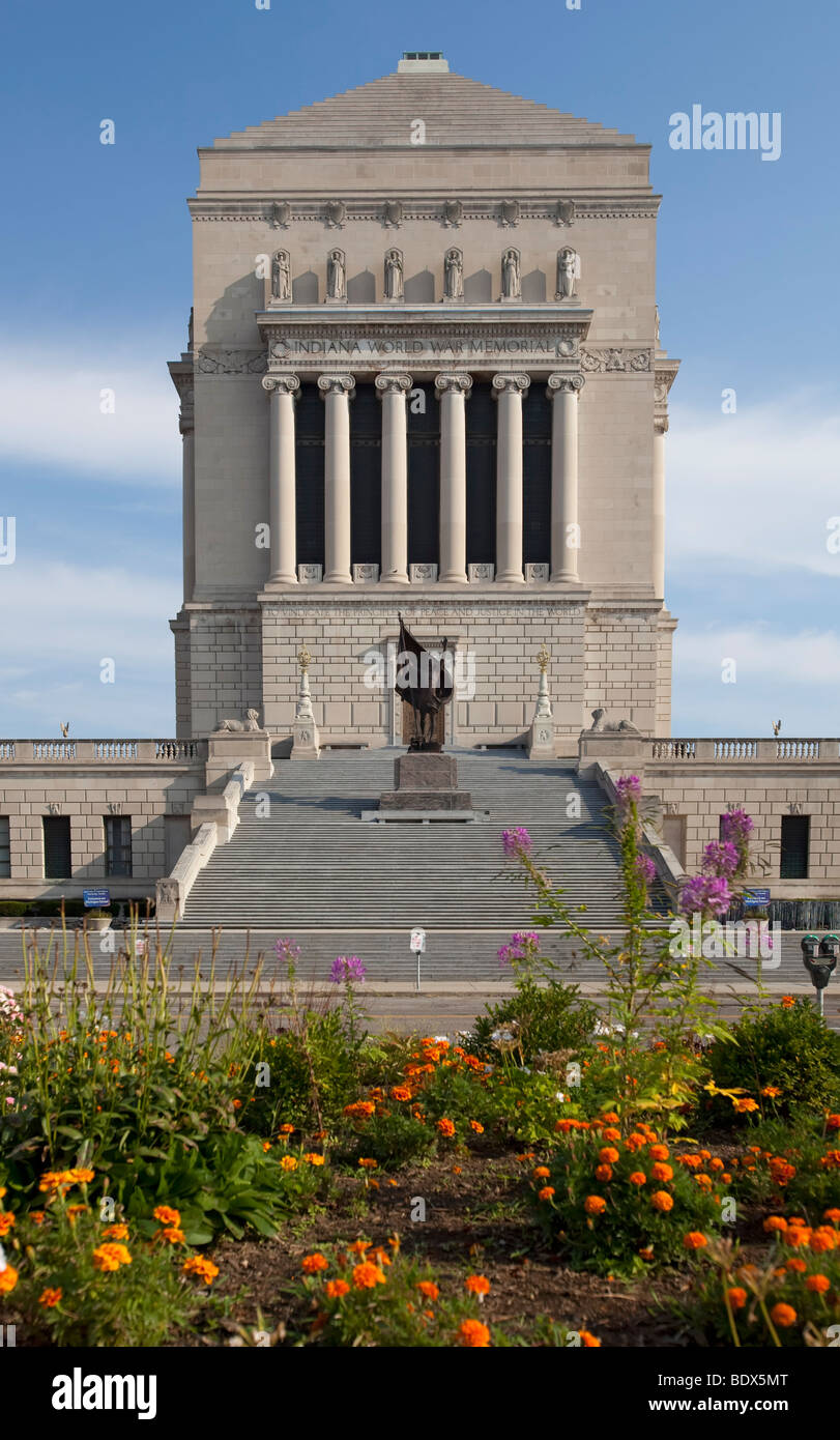 Indianapolis, Indiana - Le monde de l'Indiana War Memorial. Banque D'Images