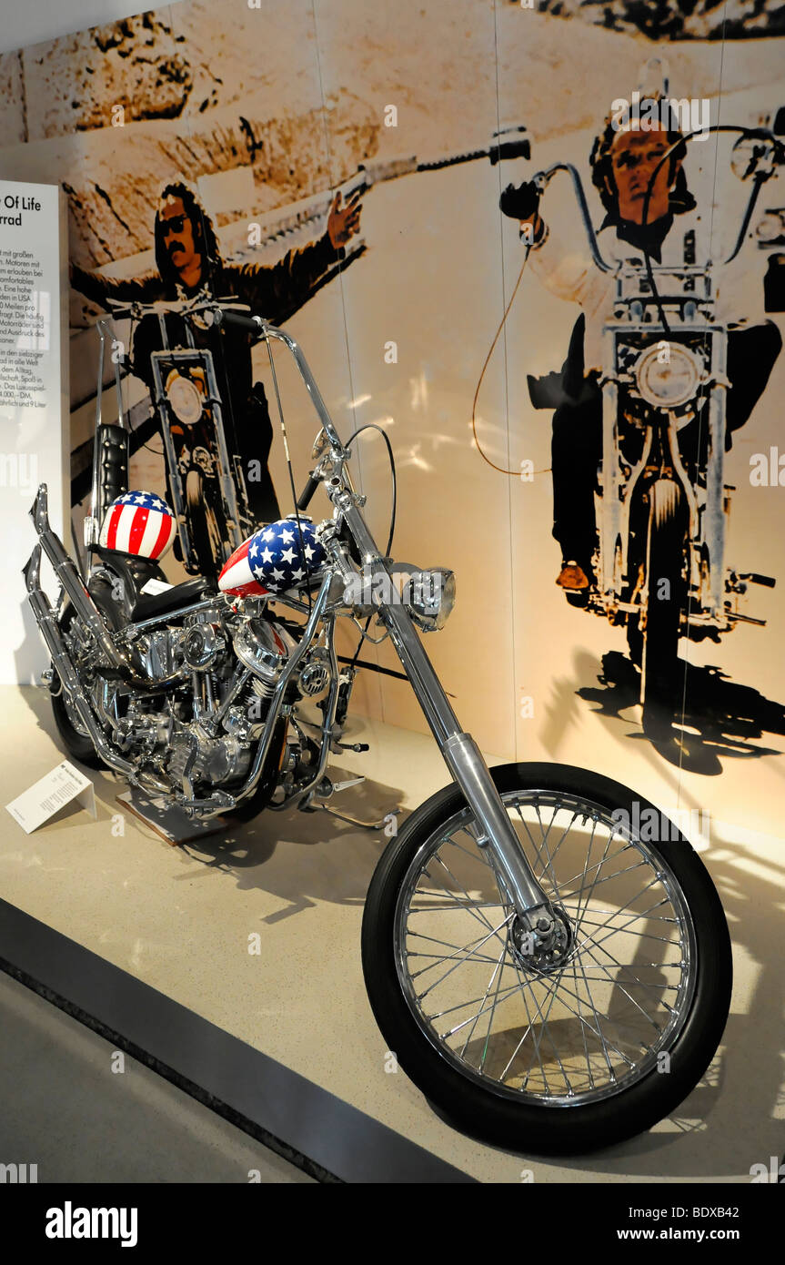 Vieux harley davidson Banque de photographies et d’images à haute ...
