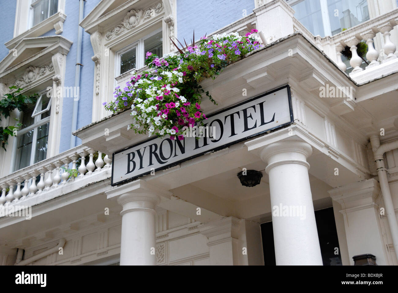 L'hôtel Byron, Queensborough Terrace, London W2, England, UK Banque D'Images