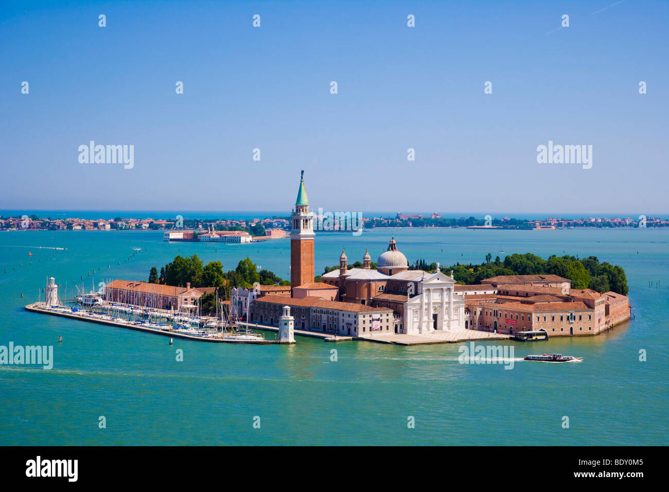Vue de l'Isola di San Giorgio Maggiore avec l'église de San Giorgio Maggiore du Campanile de San Marco, Venise, Italie, Europe Banque D'Images