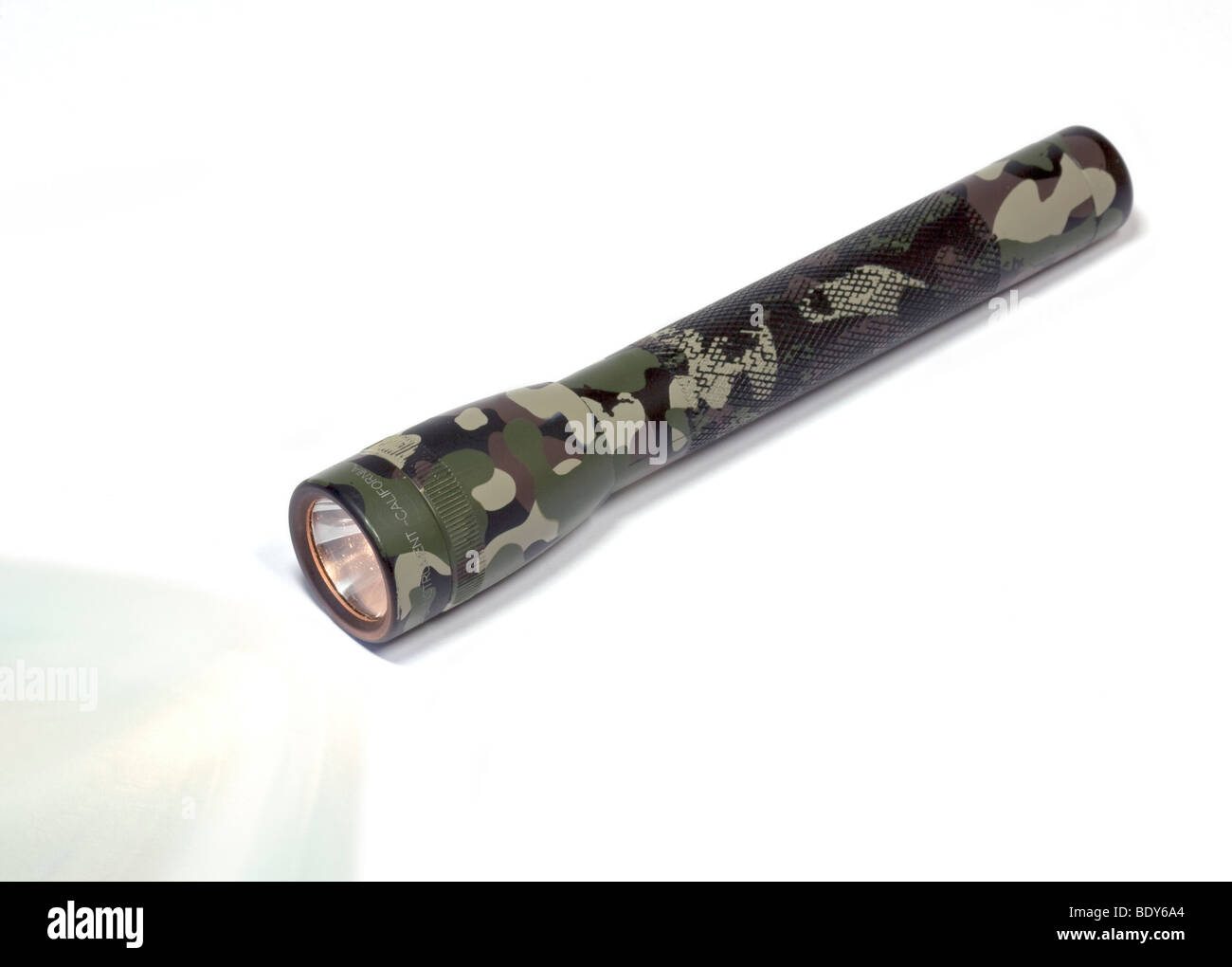 Torche Maglite à motifs de camouflage Banque D'Images