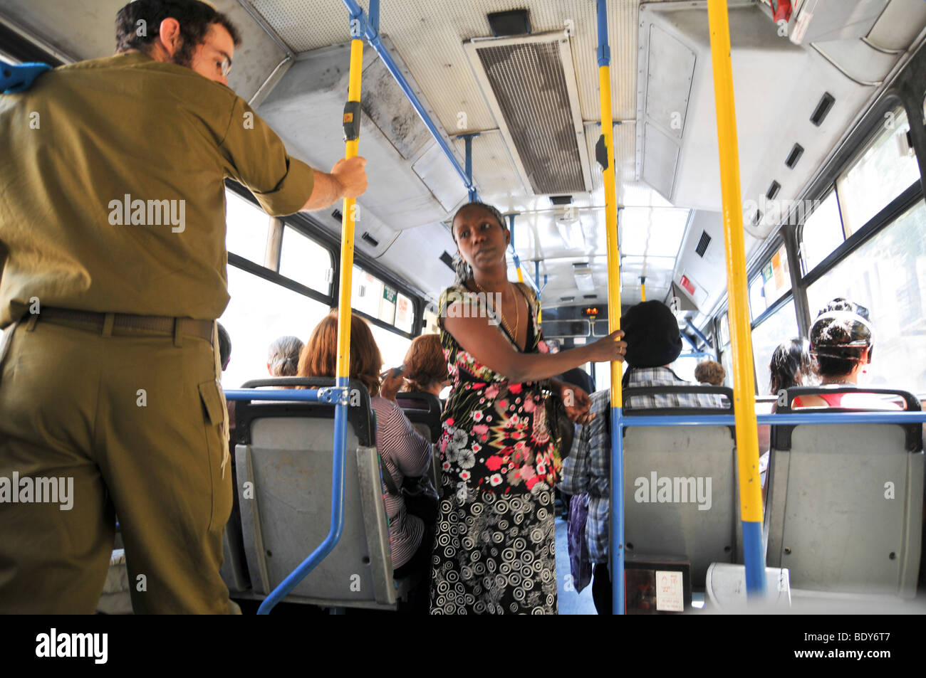 Israël, Jérusalem, de l'intérieur d'un bus de la ville de Egged Banque D'Images