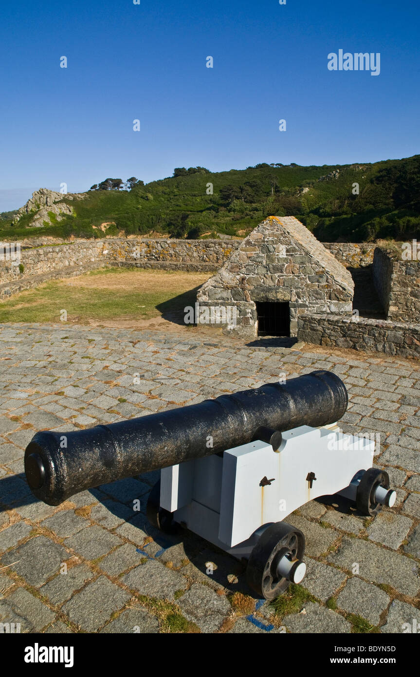 dh fort Pezerine TORTEVAL GUERNESEY Gun défenses magazine construire forteresse à Pezerine point les Pezerine canon Banque D'Images