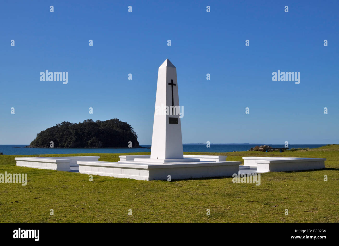 Monument commémoratif de guerre, Marine Parade, Mount Maunganui, Nouvelle-Zélande Banque D'Images