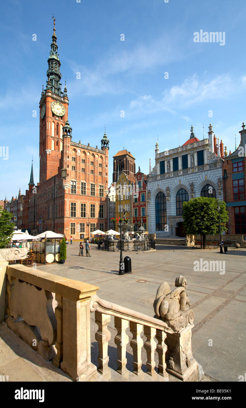 Pologne Gdansk Pomerania Long Market (Dlugi Targ) Hôtel de Ville Banque D'Images