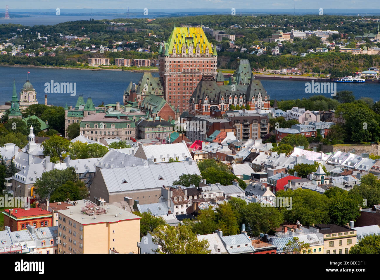 Vue aérienne de la vieille ville Vieux-Quebec (district) dans la ville de Québec Banque D'Images