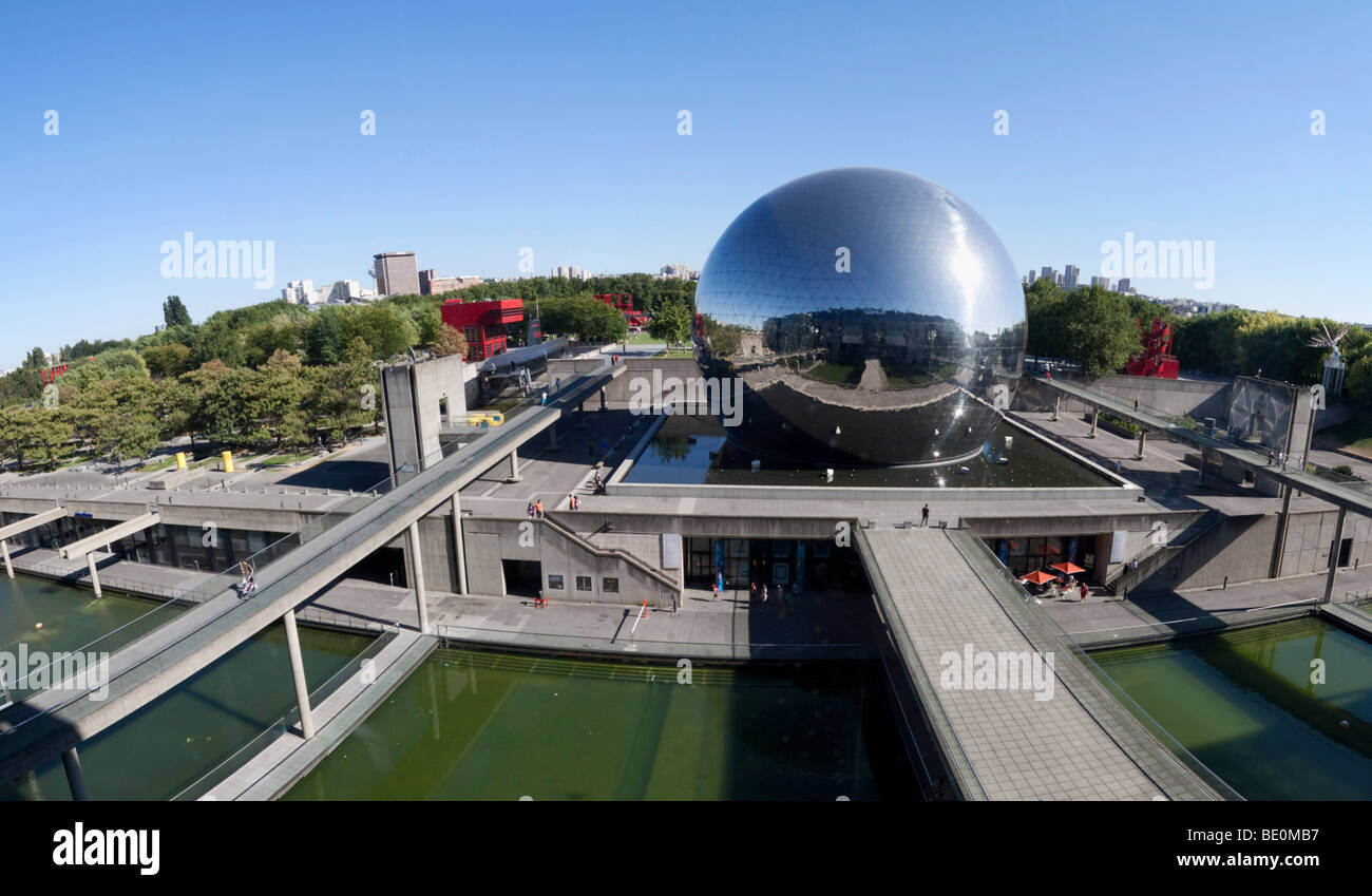 Cité des Sciences et de l'Industrie, sphère géodésique, Paris, France, Europe Banque D'Images