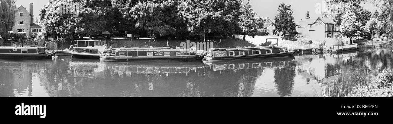 La rivière avon bidford on avon warwickshire les Midlands England uk Banque D'Images