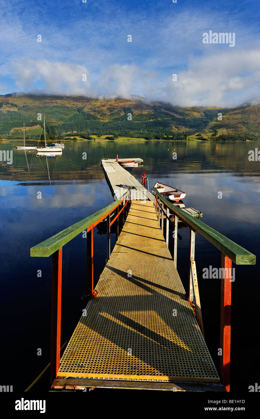 Jetée sur le Loch Leven Banque D'Images