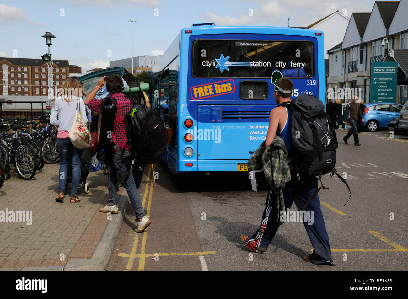 Service gratuit de bus Citylink sur les passagers d'Angleterre Royaume-uni Southampton Town Quay Banque D'Images
