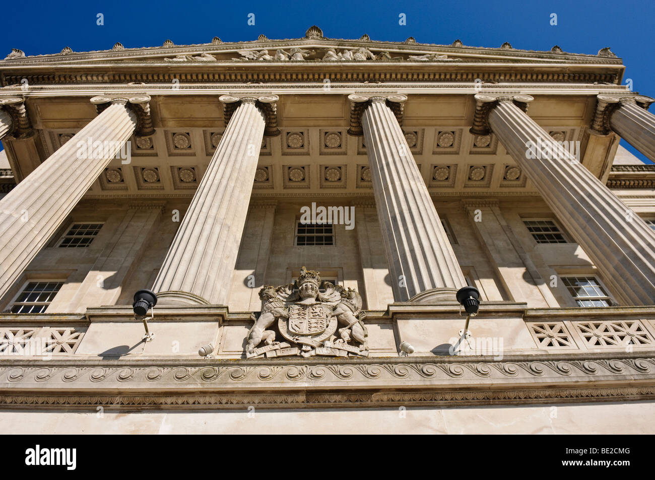 L'extérieur des édifices du Parlement, de Stormont, à Belfast, accueil de l'Assemblée d'Irlande du Nord Banque D'Images