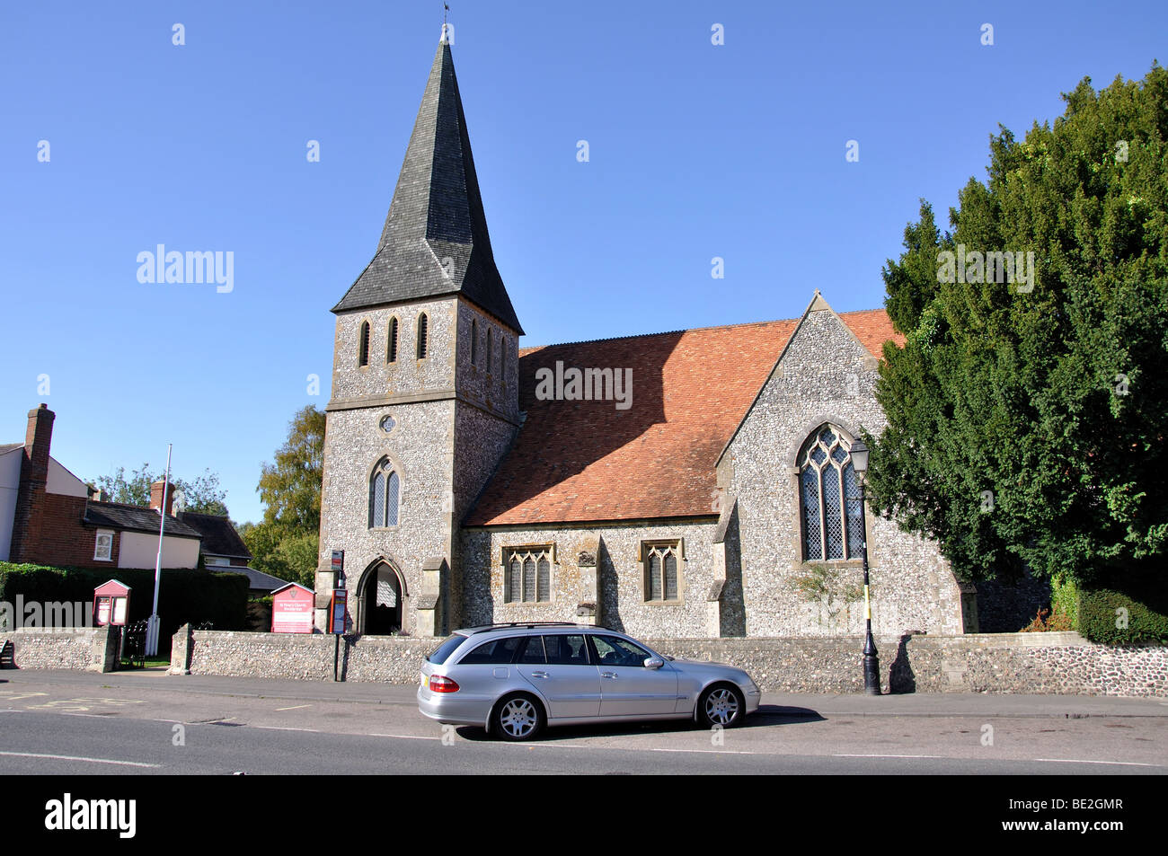 St.Peter's Church, High Street, Stockbridge, Hampshire, Angleterre, Royaume-Uni Banque D'Images