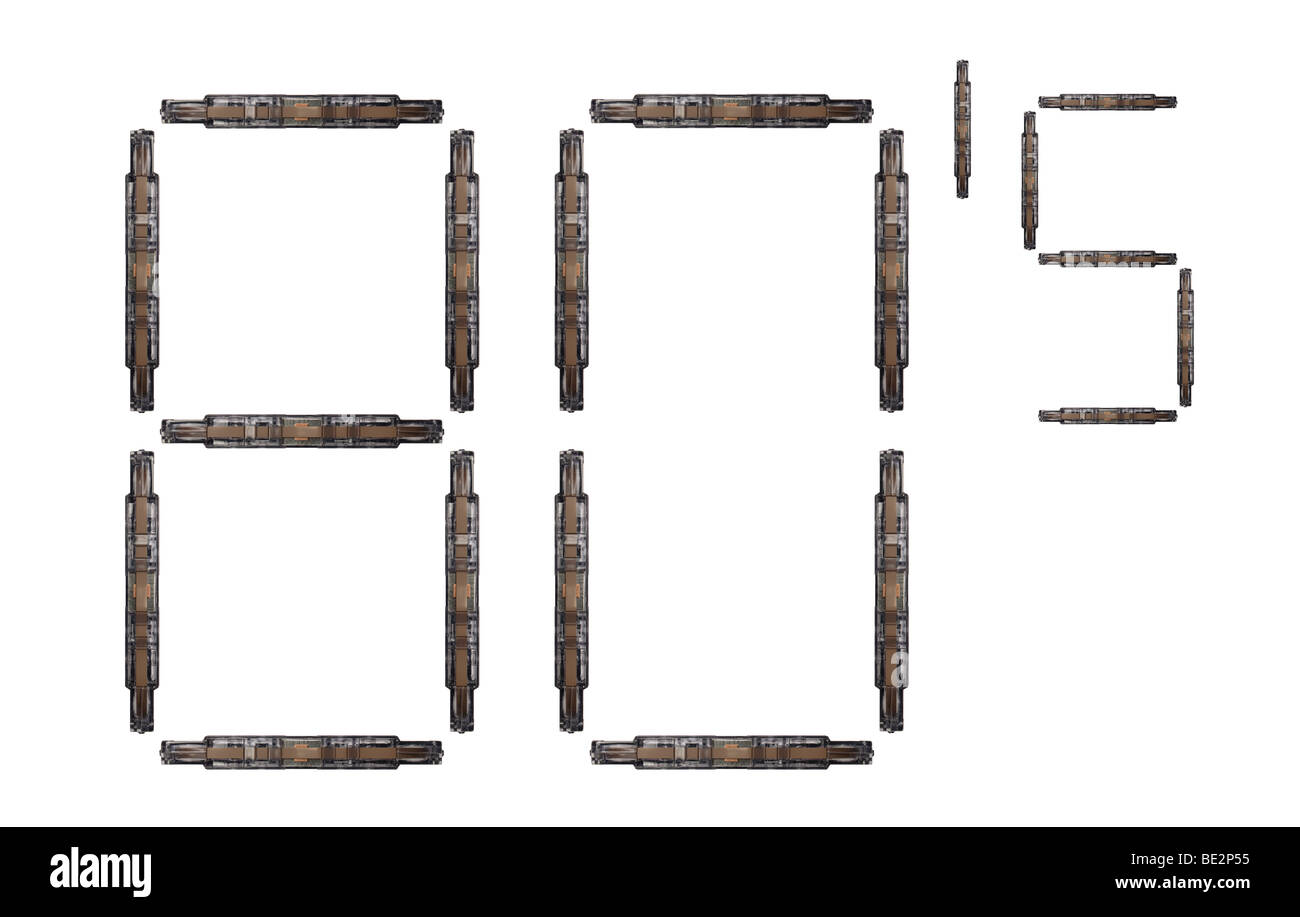 Piscine studio shot of '80 s' lettres faites de bandes audio. Banque D'Images