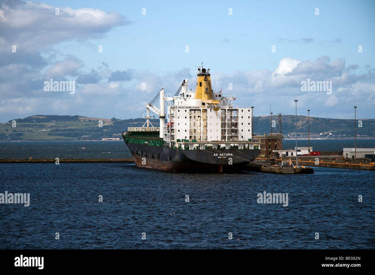 Le cargo amarré dans Asturies comme Édimbourg Leith Docks Banque D'Images