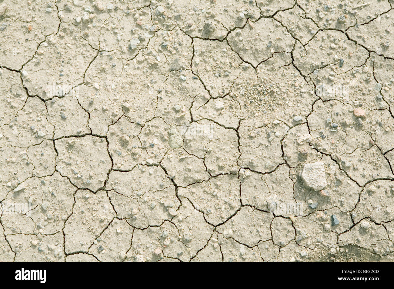 Dans uitgedroogde aarde en pastille. De bevolking in het Noorden van merken lyophilisé de gevolgen van klimaatverandering. Tonne d'ANP KOEN Banque D'Images