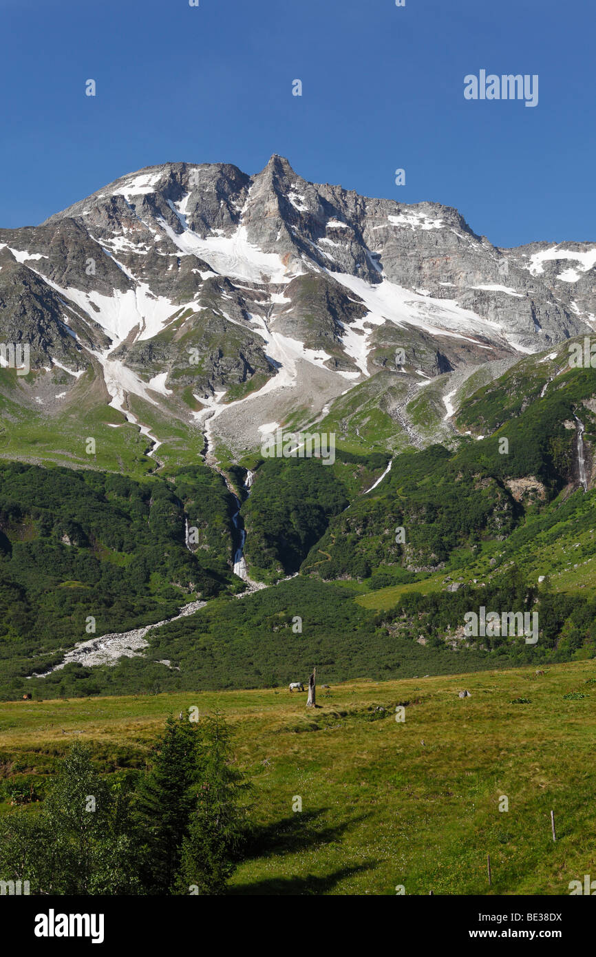 Hoher Sonnblick mountain, Groupe Goldberg, Parc National du Hohe Tauern, vue de la vallée en Huettwinkltal Kolm-Saigurn, Banque D'Images