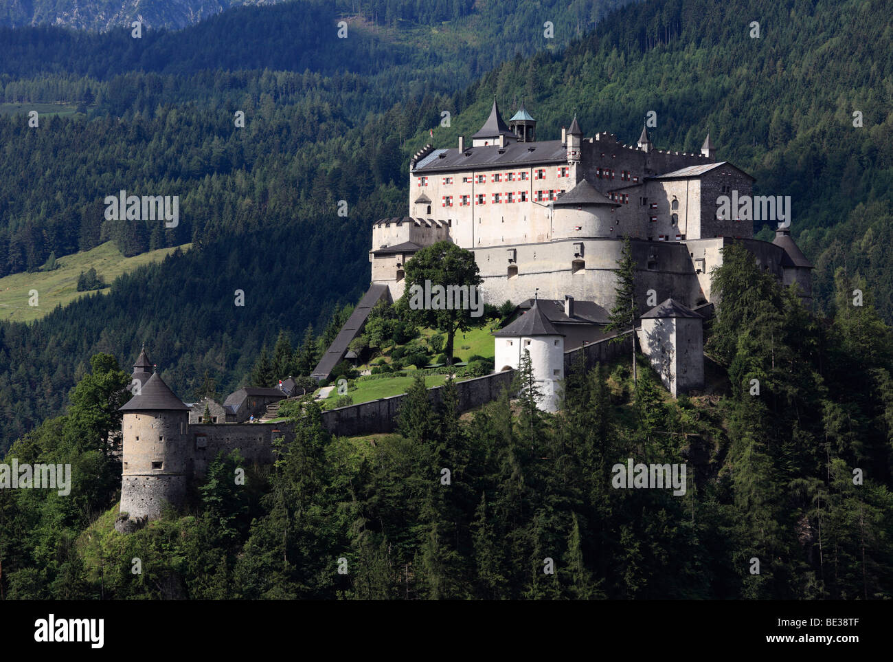 La forteresse de Hohenwerfen Festung, Werfen, Pongau, Land de Salzbourg, Salzbourg, Autriche, Europe Banque D'Images