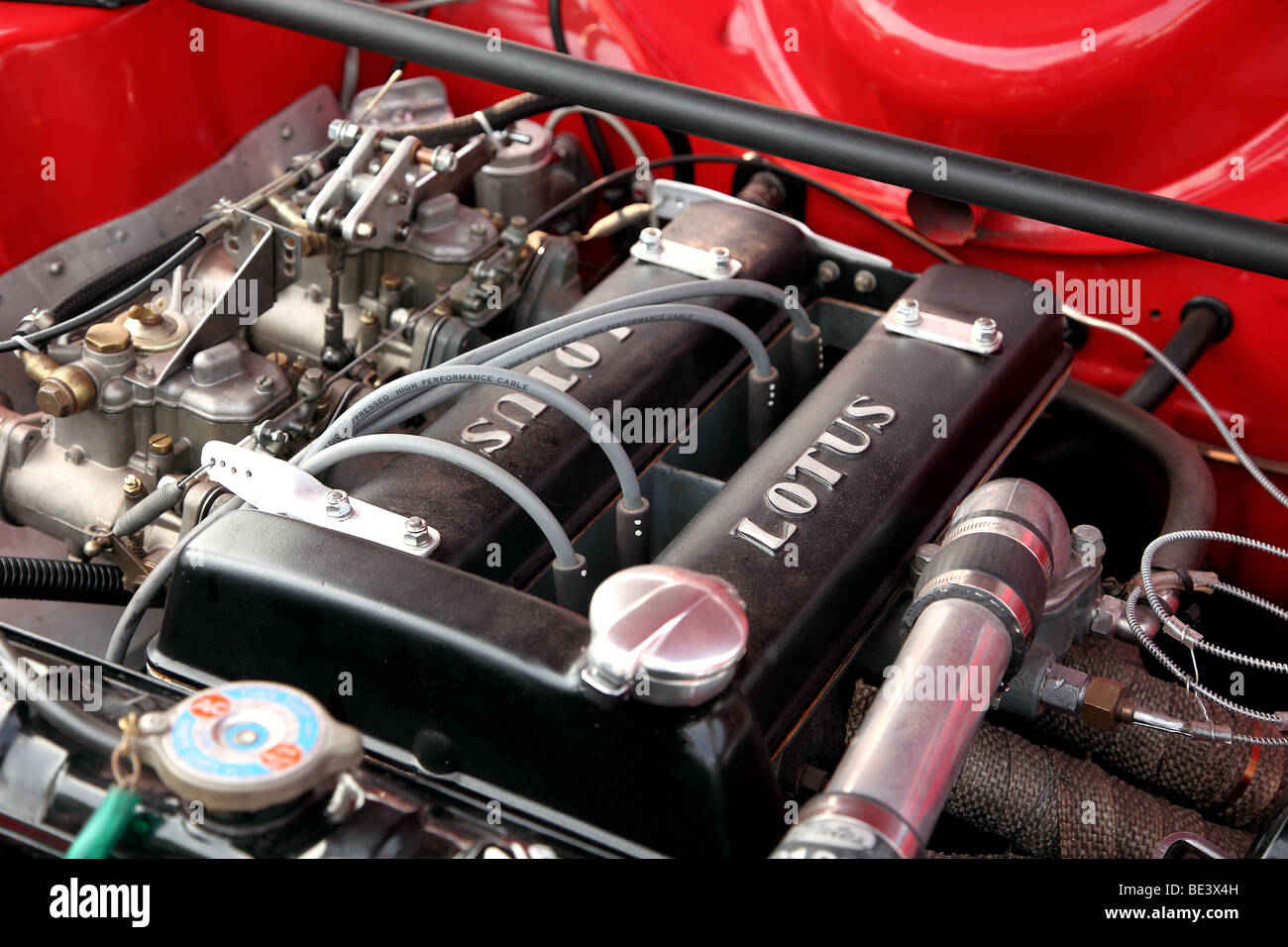 Classic Lotus twin cam moteur dans un château Ford Rallye 2009 journée Coombe Banque D'Images