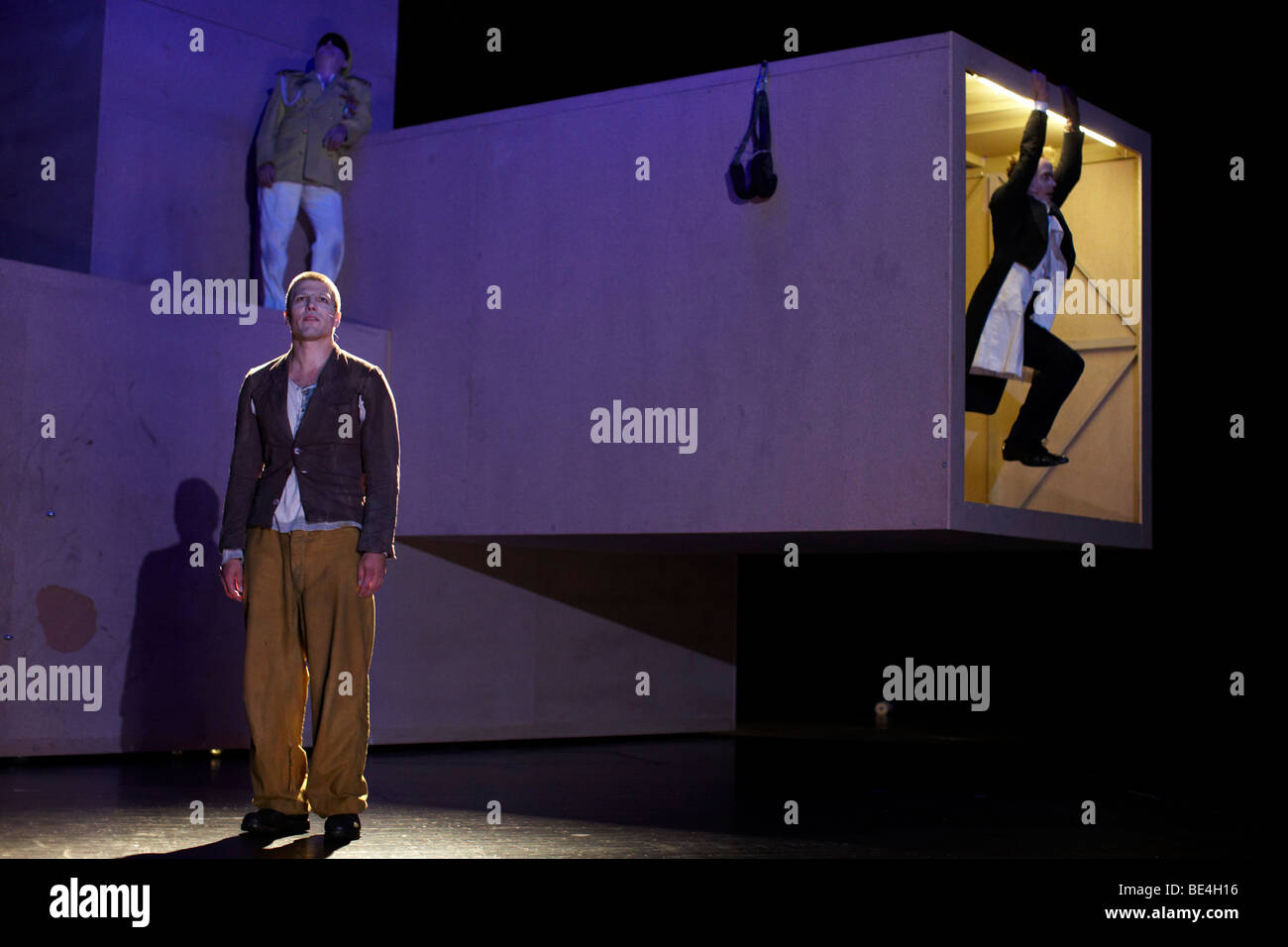 Woyzeck, musical basé sur la pièce de Georg Buechner, chansons de Tom Waits et Kathleen Brennan, concept de Robert Wilson, premie Banque D'Images