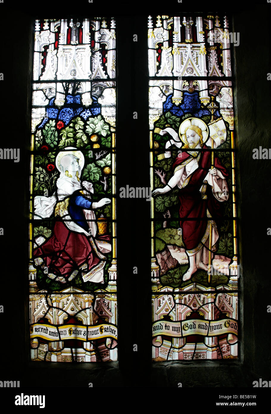Vitraux l'Appearancée de Jésus à Mary Magdalene, Église Brent Broughton, Lincolnshire Banque D'Images