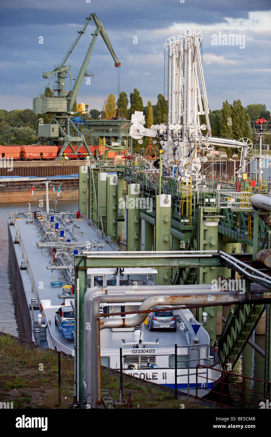 Royal Dutch Shell oil terminal, de l'Allemagne. Banque D'Images